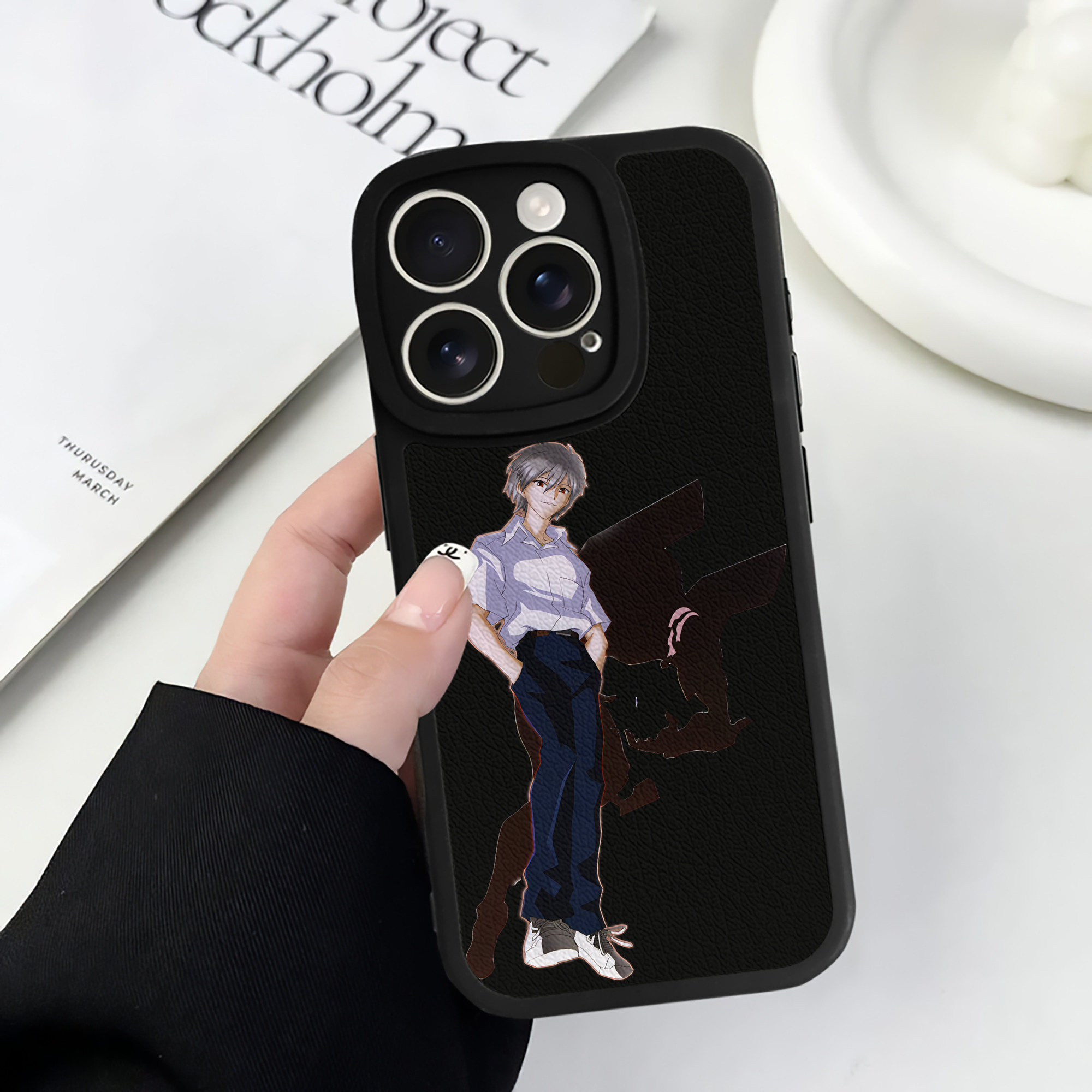 （画像用） EVA 新世紀エヴァンゲリオン 【iPhone 16シリーズ対応】シリコンスマホケース（レザー調） 材質：シリコン